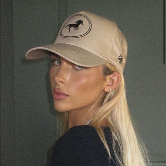 Dairy boy beige hat - Picture 2 of 2